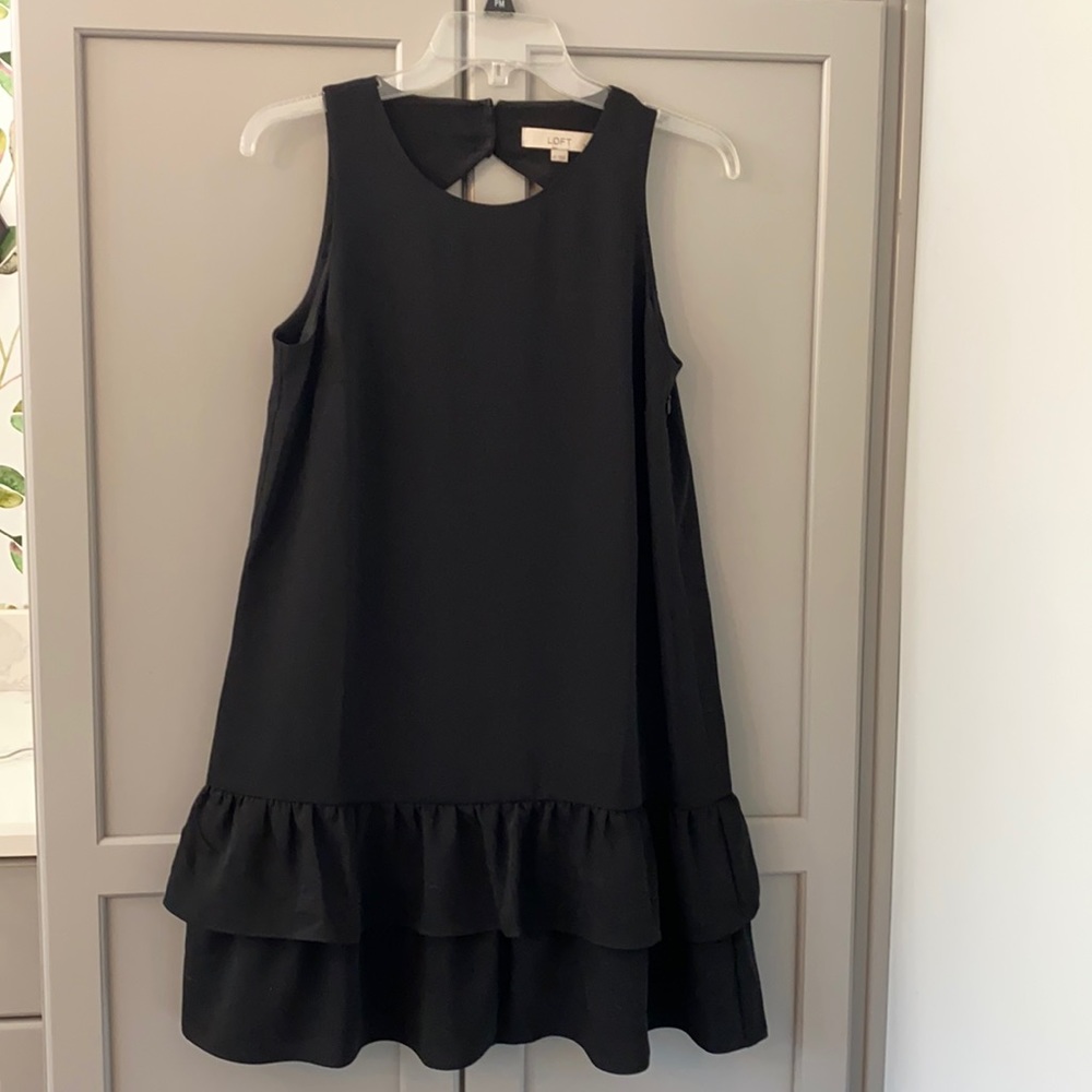 Cute little black dress size 8P